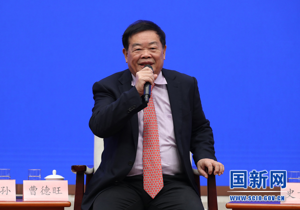 曹德旺.jpg