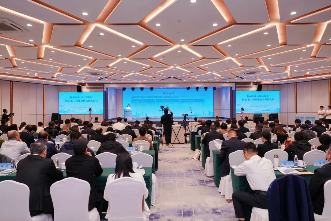 1761731773547264.jpg 44.jpg