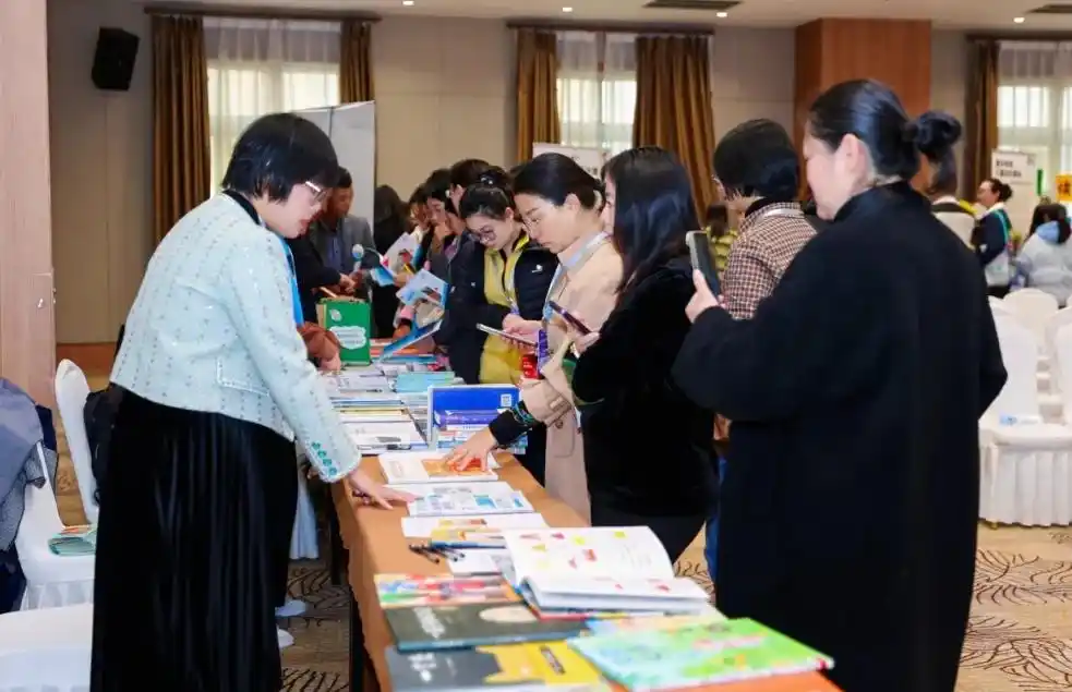 1764123886955185.jpg 22.jpg