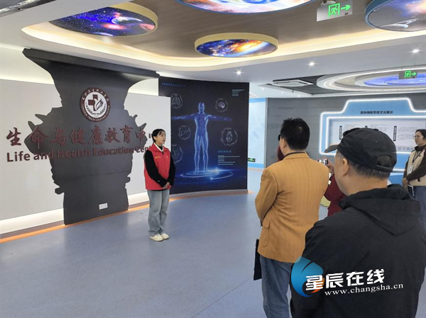 1765761345739603.png 22.png